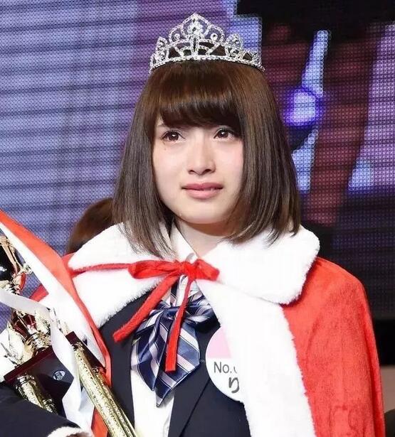 日本较可爱高中女生新鲜出炉，领奖时却暴露真实颜值……