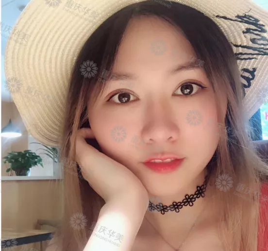 大幂幂力捧95后校花遭吐槽，这双星星眼明明很迷人呀！ 