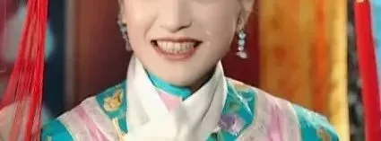 牙齿黄，涂再贵的口红也不好看！