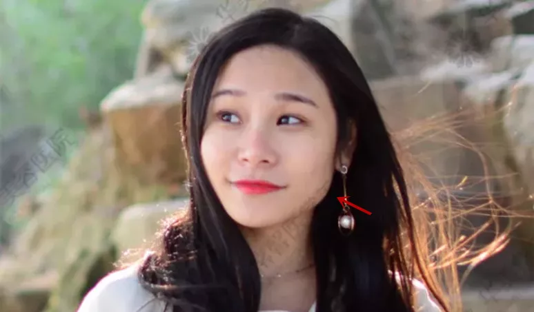 皇后脸蔡少芬戏路变窄，颧骨高如何改良？