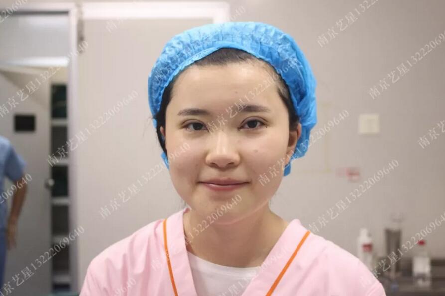 和娜娜同框！撞脸热巴！这个知乎女神真没整过？