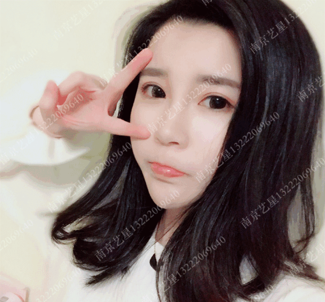 和娜娜同框！撞脸热巴！这个知乎女神真没整过？