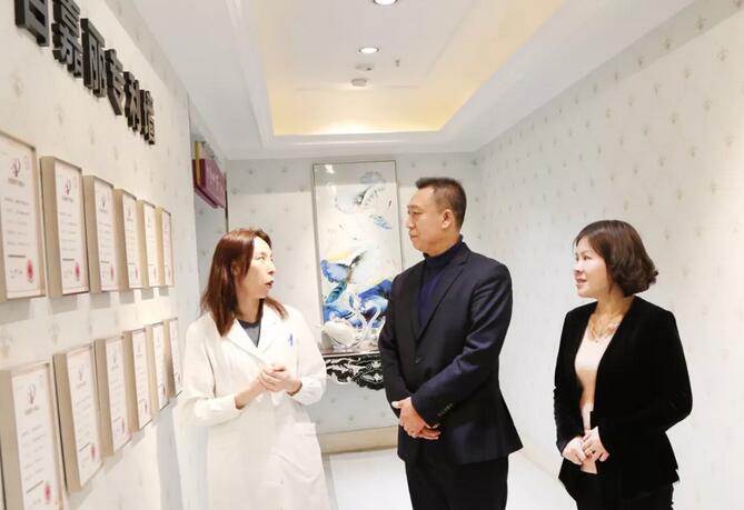 【辽宁省人大常委、省美业协会会长程利国调研鼓励百嘉丽成为榜样品牌~】