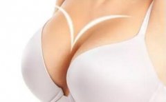 上海隆胸手术有哪些方法？自己是否适合呢？ width=