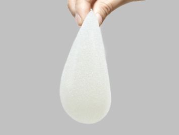 做水滴形假体隆胸会不会有排斥?