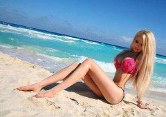 valerialukyanova逆天整容，成就芭比娃娃之身! width=