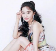 美妆小技巧：学会涂抹搭配唇釉，打造不同女性风格~ width=