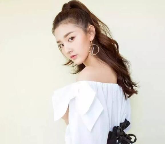 范海琴美妆教育：万物复苏的季节，一起来PICK这套春季必备妆容吧！