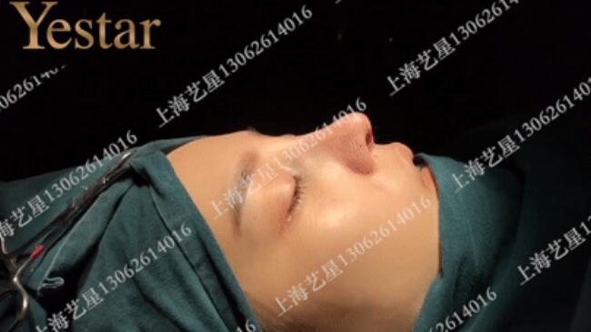 模特李凌云Amybaby否认与小包总不正当关系？却透露了这个..