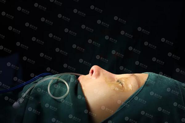 水滴鼻养成记|插座鼻变小俏鼻，女格斗教练整成“李沁”？
