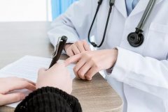 整形医生15年丰胸4000例？一起撩开整形医生的神秘面纱~ width=