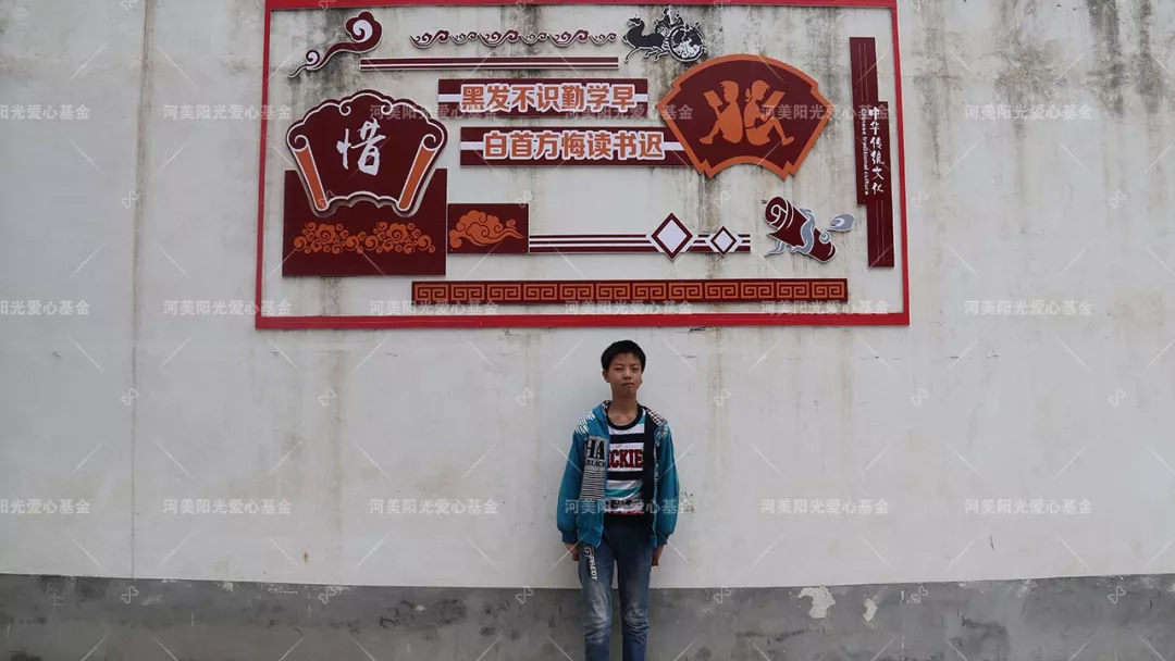 张正文教授为小铠做了耳再造手术，让他离梦想更进一步！