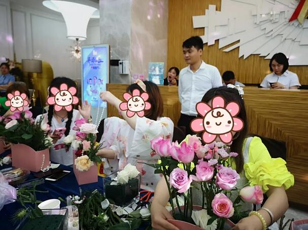 德阳德美整形医院邀你邂逅浪漫花艺，共享花漾之美~