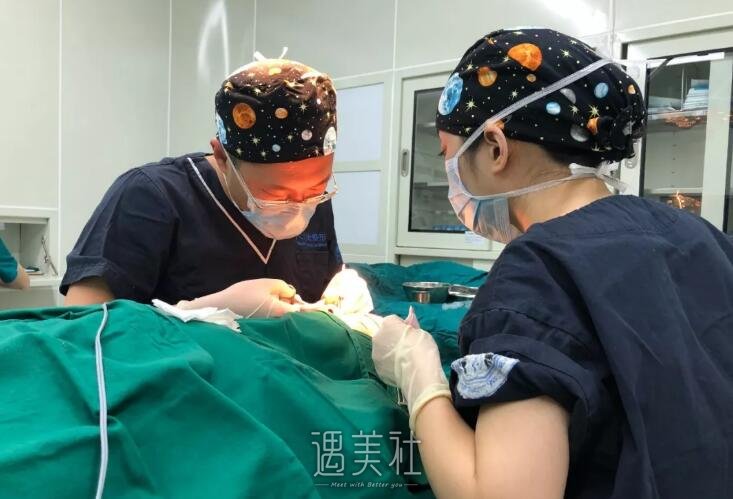 胡琼华博士双眼皮案例分享，甩掉单眼皮就这么简单!