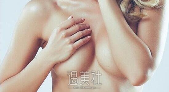 妙桃琴面假体隆胸的价格是多少?价格会是我能够承担得起的吗?