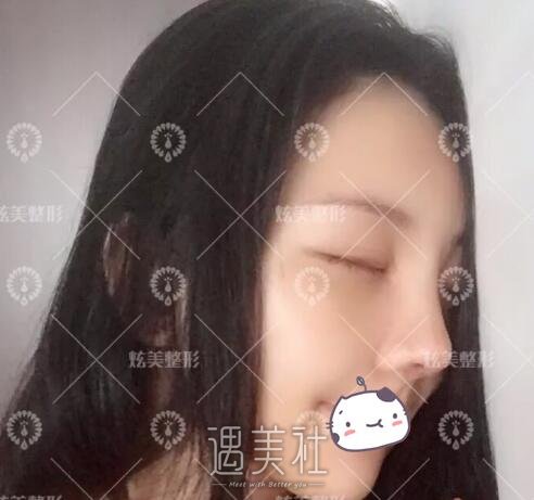 谢双灵