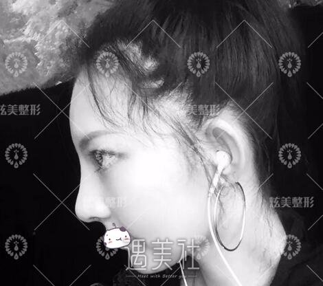谢双灵