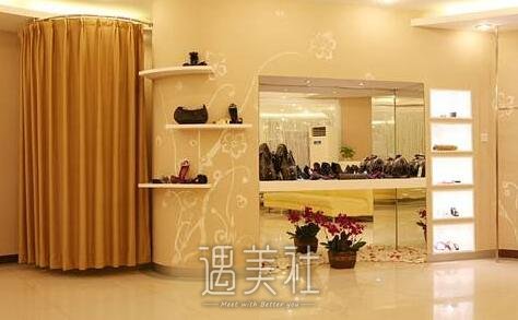 北京鹏爱整形医院怎么样?有木有2020年多方面的价格表喃?
