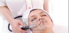 飞梭镭射和点阵激光的区别是什么?这两个项目哪个好点~ width=