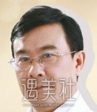 四川省人民医院整形科卢明医生靠谱吗?想看看个人简介呢~