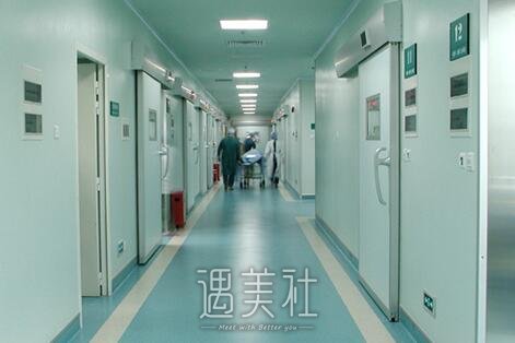 广州市******人民医院整形科怎么样?招牌项目及收费一览~