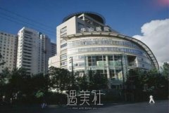 上海市华山医院整形科靠谱吗?流行项目及收费一览~ width=