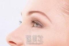 常州激光去鱼尾纹大约需要多少钱，年纪轻轻满是皱纹... width=