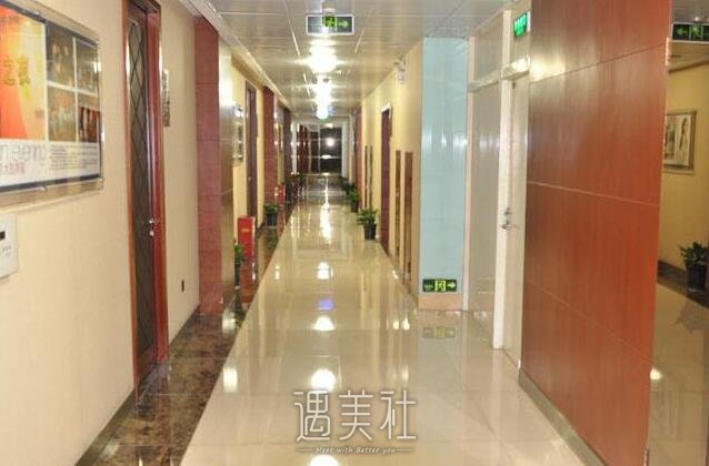 长沙亚韩和爱思特哪个好?它们那家医院更为靠谱一些?