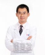 周柯隆鼻案例 width=