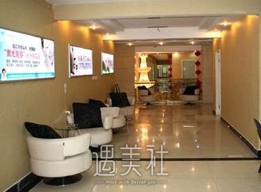 金华华美微整形价格表姗姗来迟，您就等了!