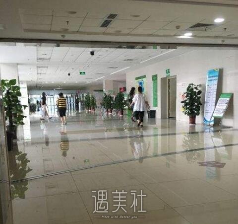 东南大学附属中大医院整形科正规吗?流行项目及收费一览~