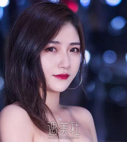 曹阳,双眼皮