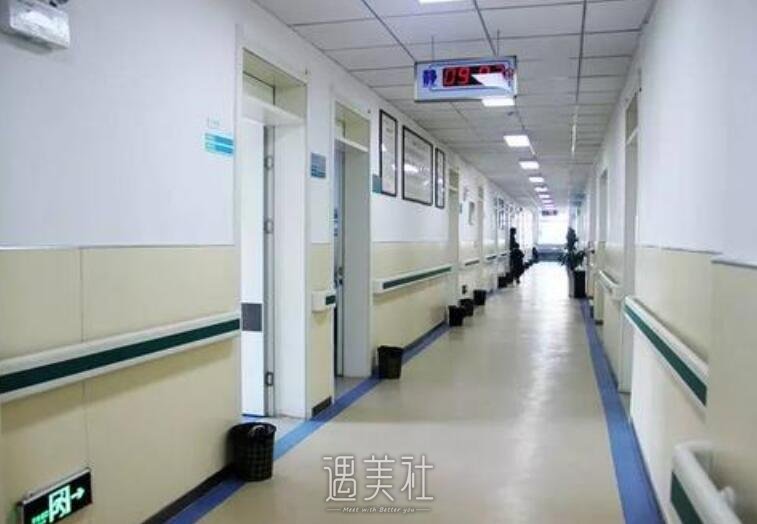 蚌埠医学院附属医院整形科正规吗?常规项目及收费情况一览~
