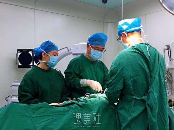 江西省儿童医院整形科怎么样?有木有2020年多方位价格表喃?