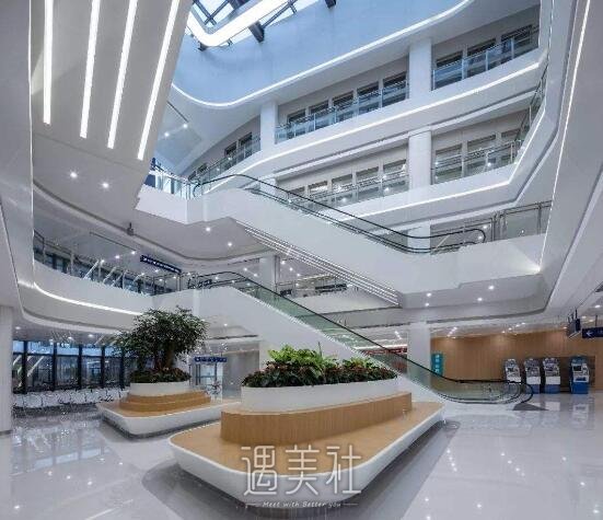 复旦大学附属中山医院整形科怎么样?有木有2020年多方面价格表喃?