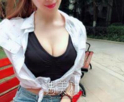 李朕,脂肪丰胸
