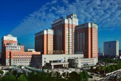 湘雅医院祛斑大概要多少钱?比私立机构收费贵吗? width=