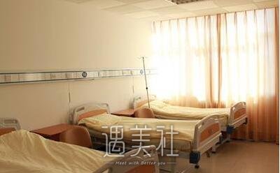 绵阳市中心医院医学美容科怎么样?想去面诊~