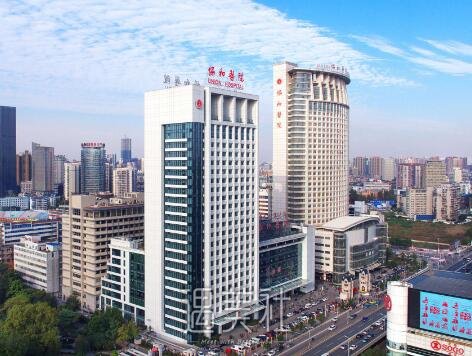 武汉协和医院鼻部手术多少钱?比私立机构贵吗?