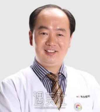 刘德辉,双眼皮