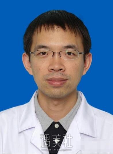 张卓男医生实力如何?个人简介一览~