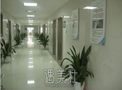重庆新桥医院整形科怎么样?取痣果如何?
