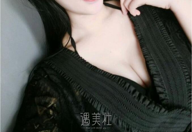 广西医科大整形医院隆胸案例|从此过上与众不同的生活