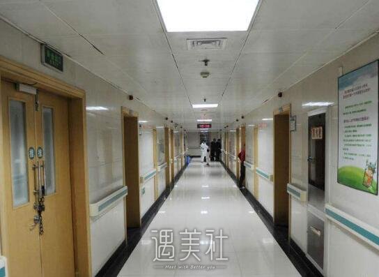 西安市中心医院整形科口碑如何?有保障吗?