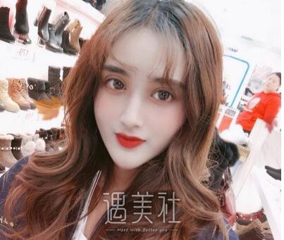 靳小雷