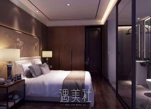 武汉恩,吉娜