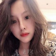 假体隆鼻过高成了“透明鼻” width=