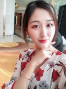 假体隆鼻后会不会看上去很假? width=