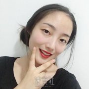 假体隆鼻后有疤痕吗? width=