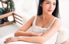假体丰胸冬天做合适吗? width=